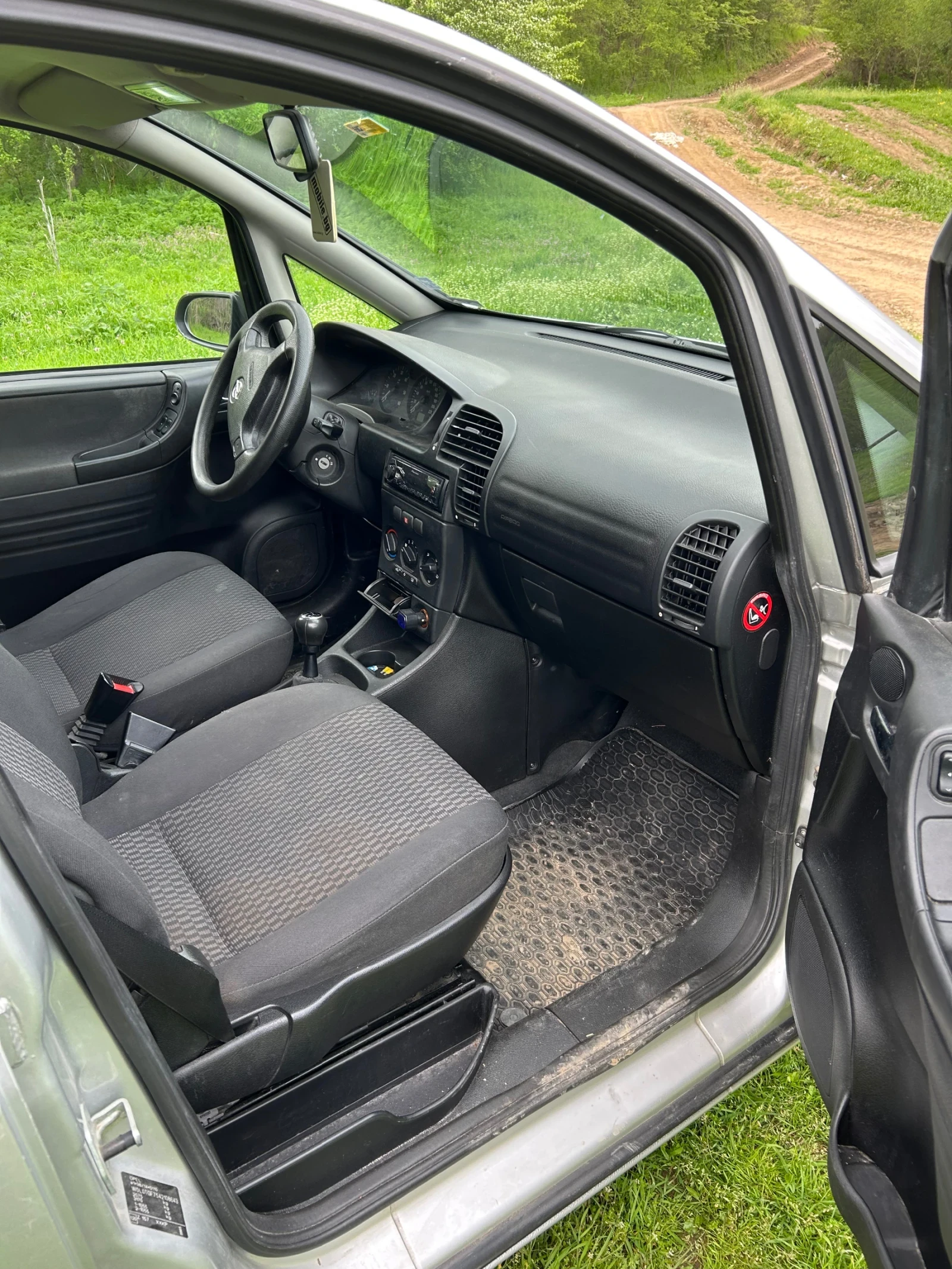 Opel Zafira 2.0 DTI 101 - изображение 7