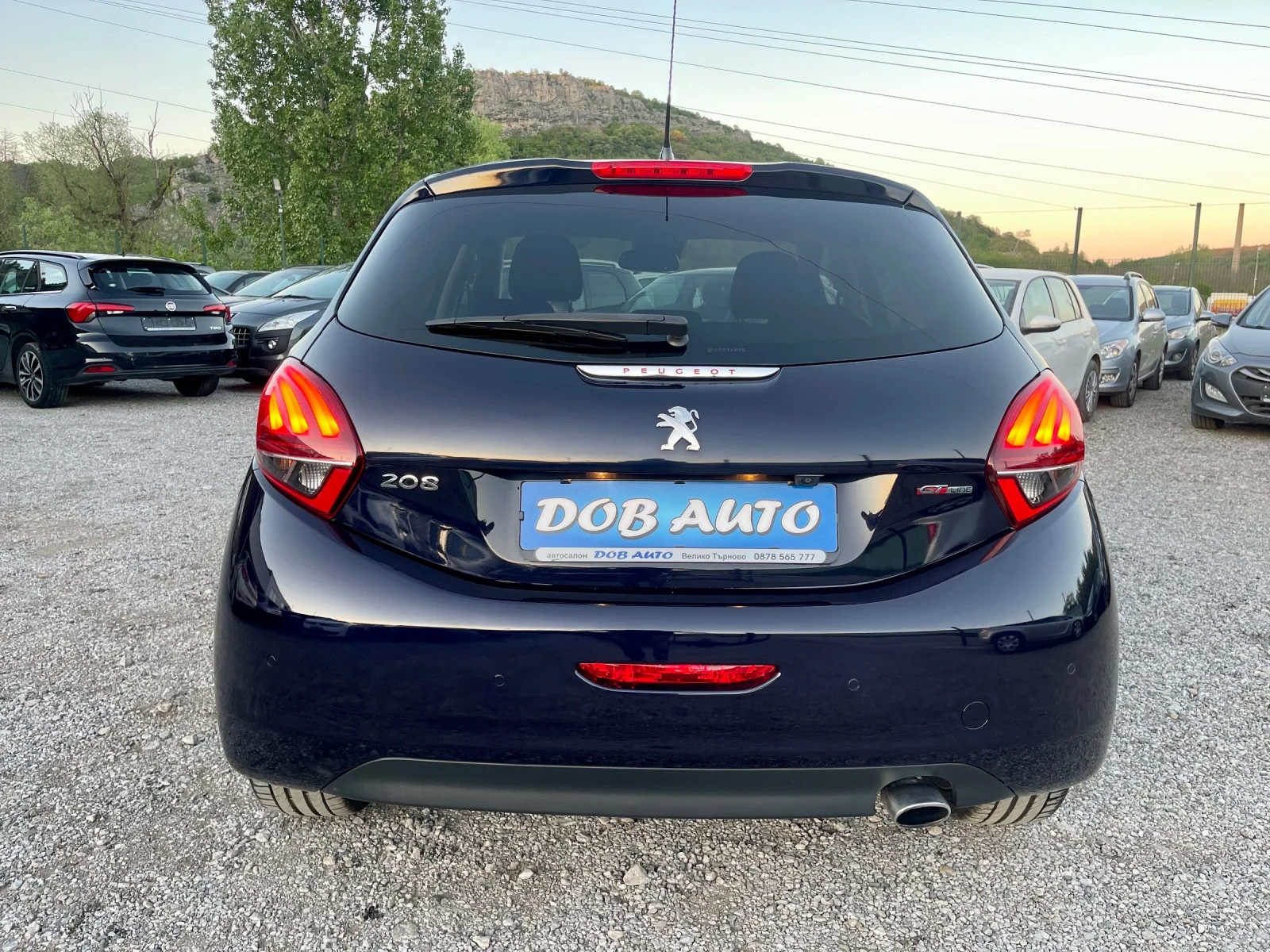 Peugeot 208 1.2i-GT-LINE- 100000км-СЕРВ.ИСТ-AVTOM-NAVI-CAMERA - изображение 4