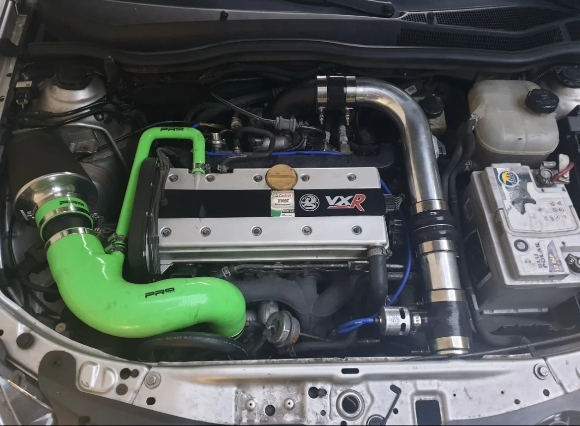 Opel Astra OPC VXRacing Edition  - изображение 3
