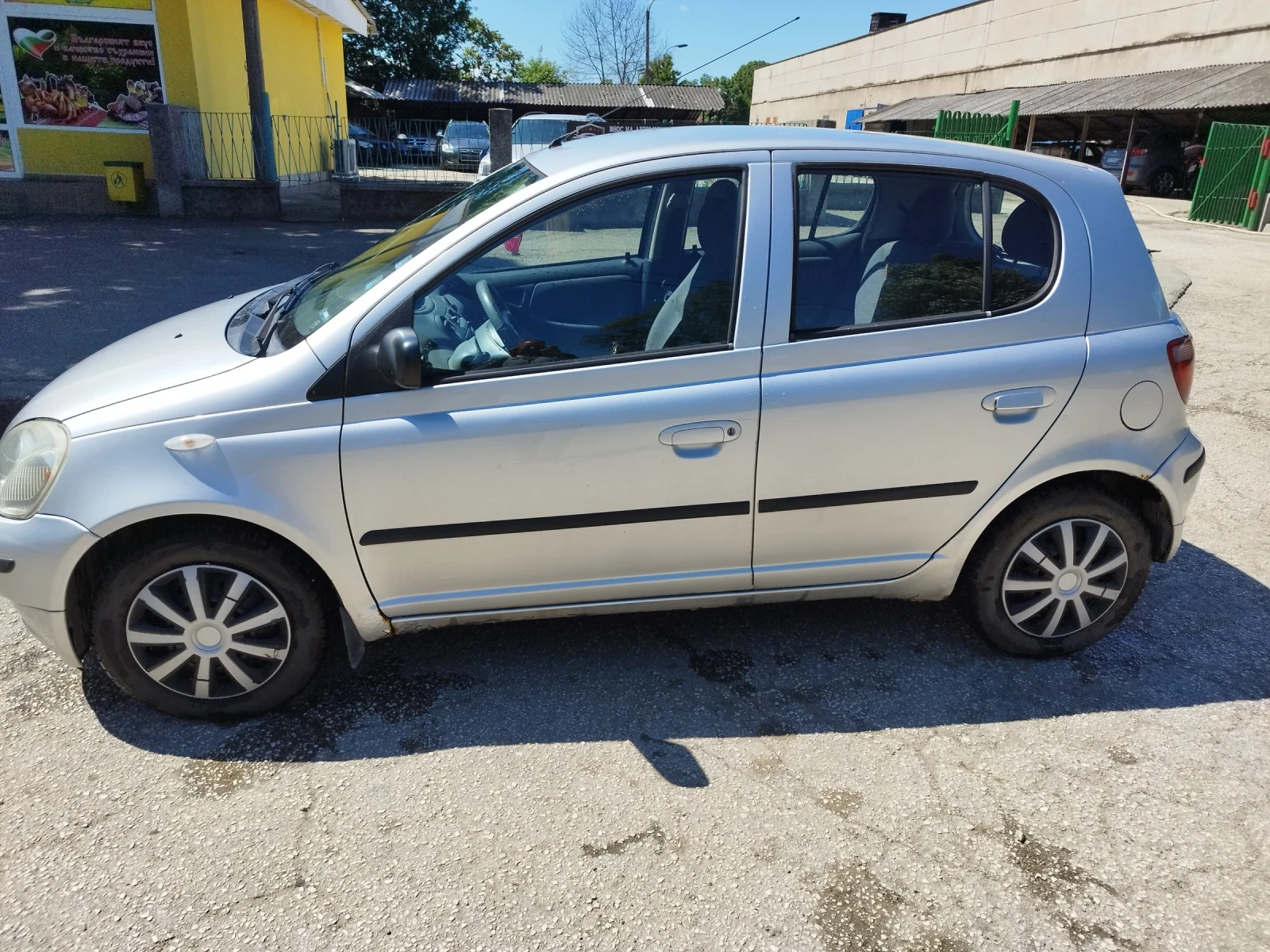 Toyota Yaris  - изображение 10