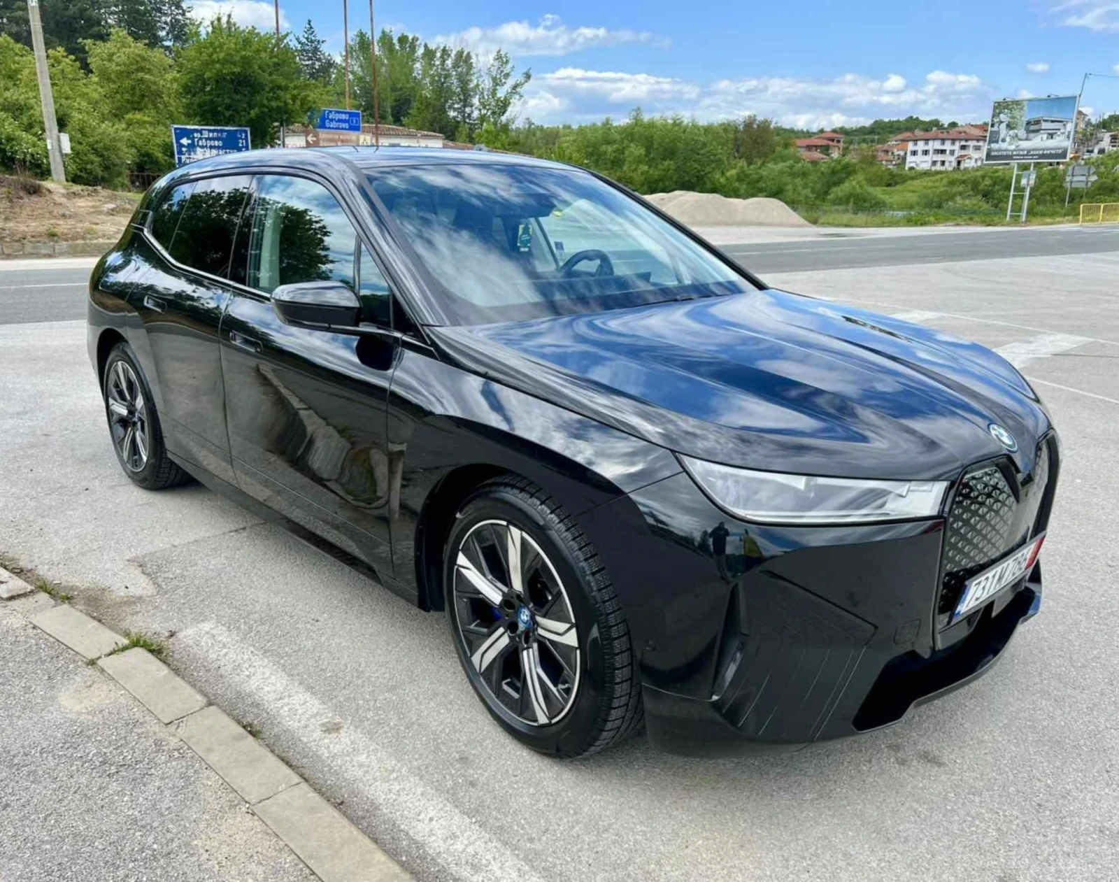 BMW iX XDrive40/AWD/Sport/HUD/360/ГАРАНЦИЯ  - изображение 3