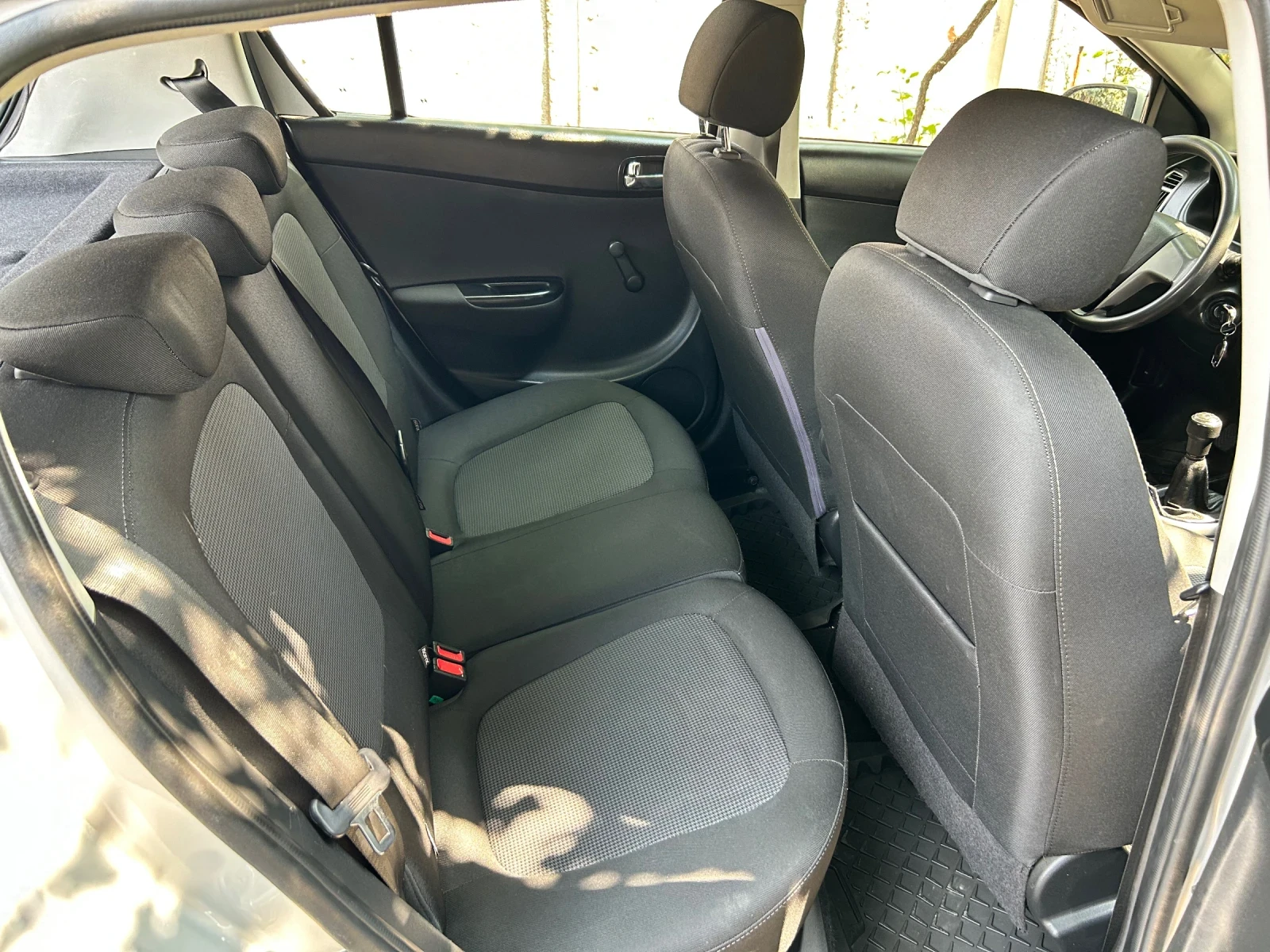 Hyundai I20 1.2 БЕНЗИН КЛИМАТИК ГАЗ/БЕНЗИН | Mobile.bg — изображение 13