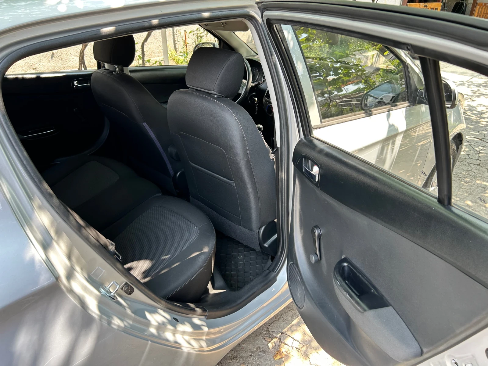 Hyundai I20 1.2 БЕНЗИН КЛИМАТИК ГАЗ/БЕНЗИН | Mobile.bg — изображение 12