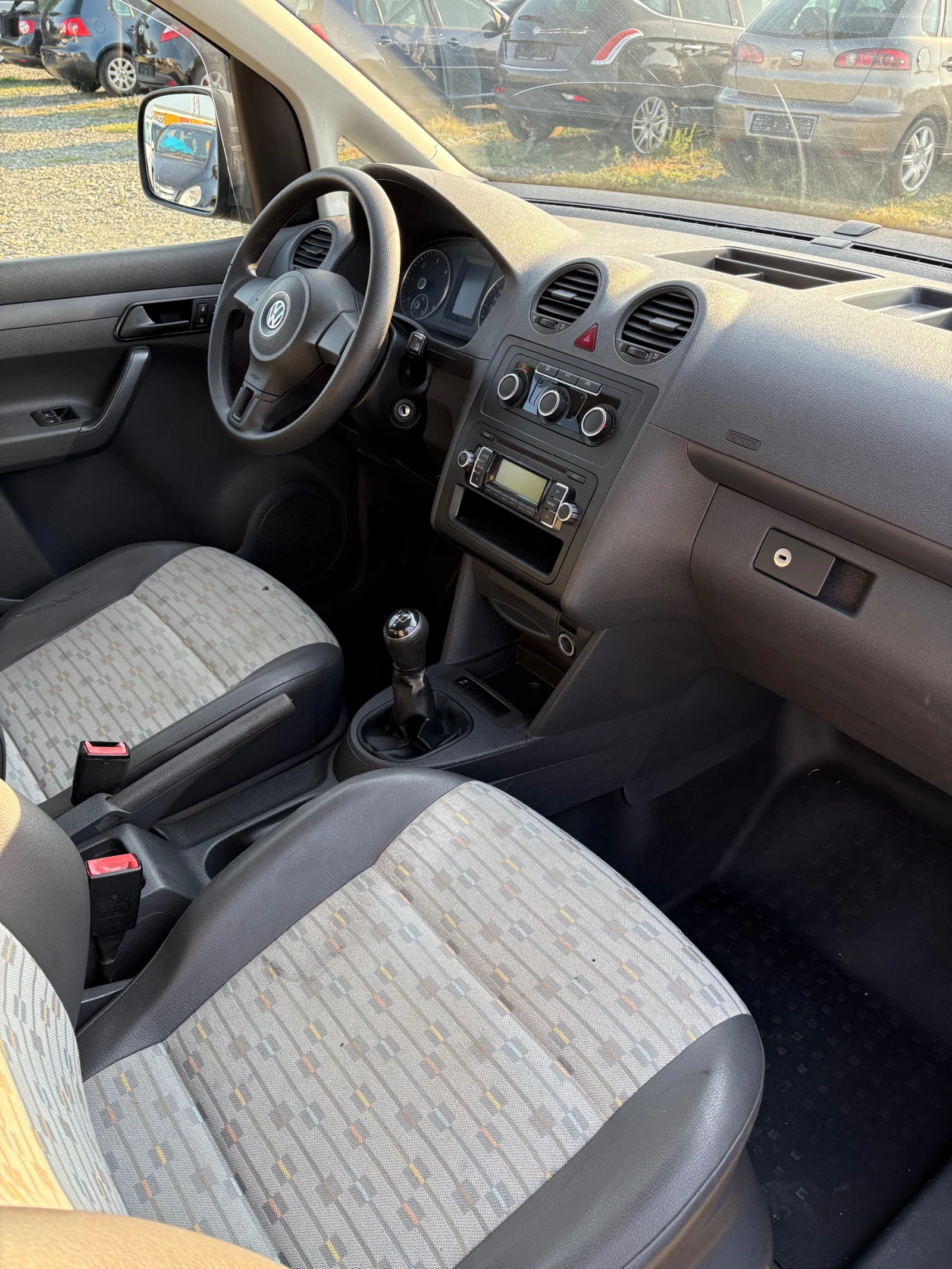 VW Caddy  - изображение 10