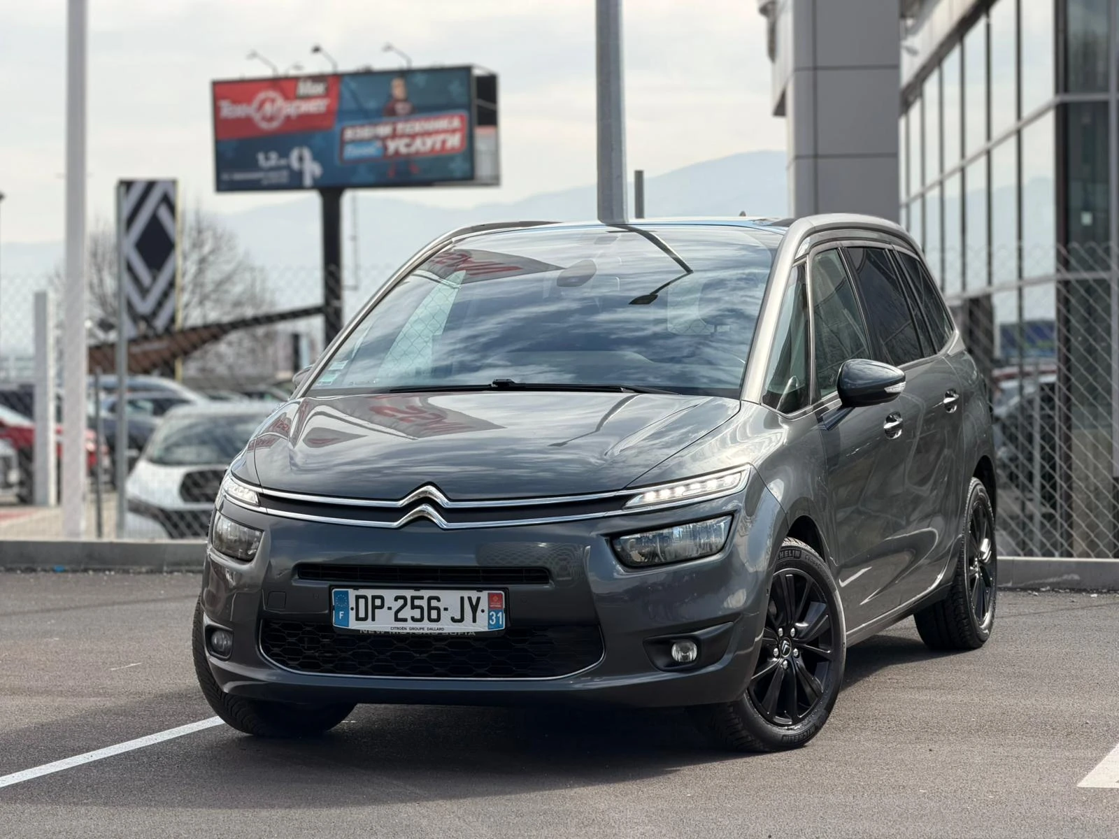 Citroen C4 Picasso 2.0Hdi-7-места-обслужен-лизинг по320лв
