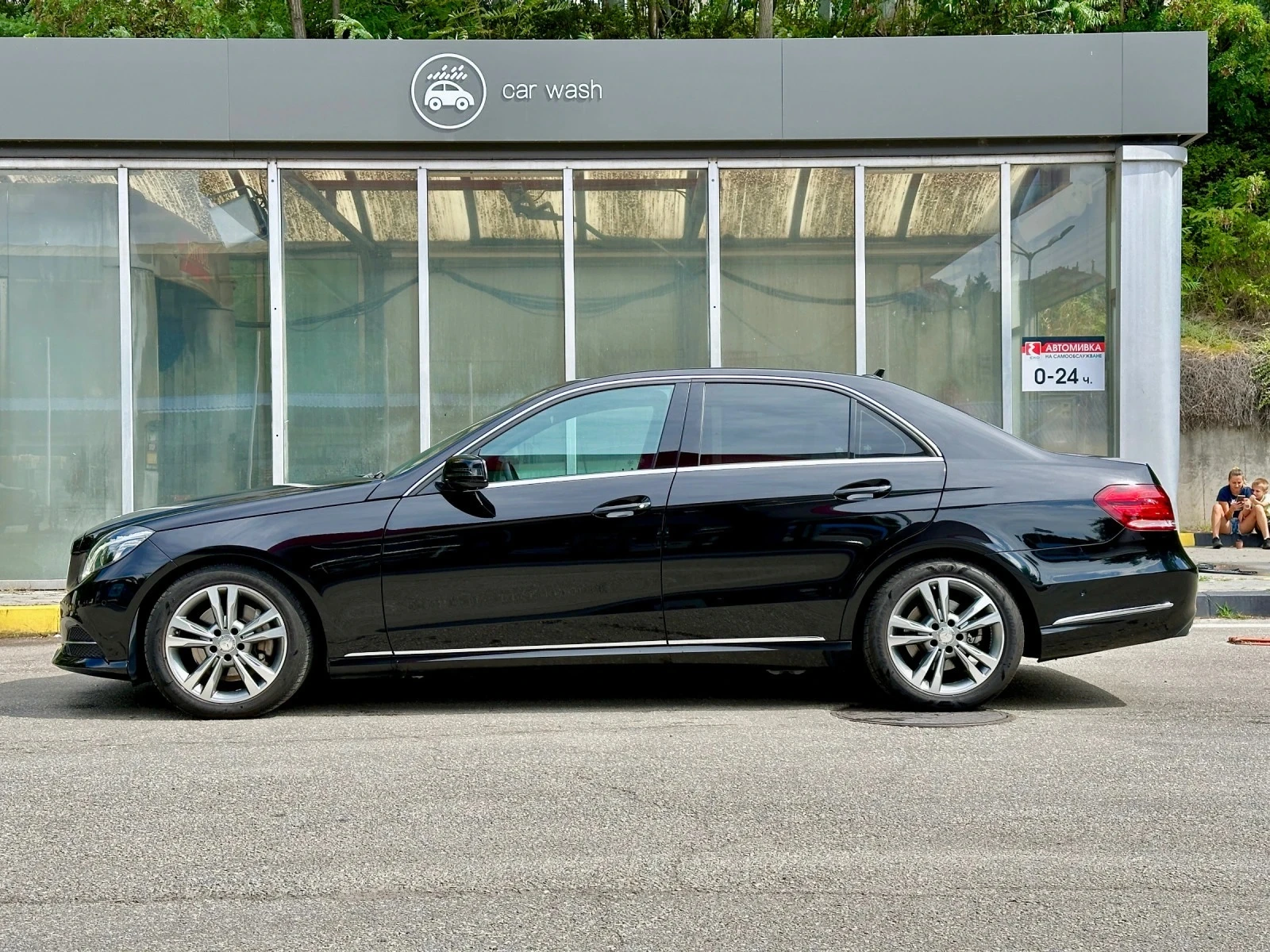 Mercedes-Benz E 350 171km, 9G tronic, снимка 4 - Автомобили и джипове - 53871868