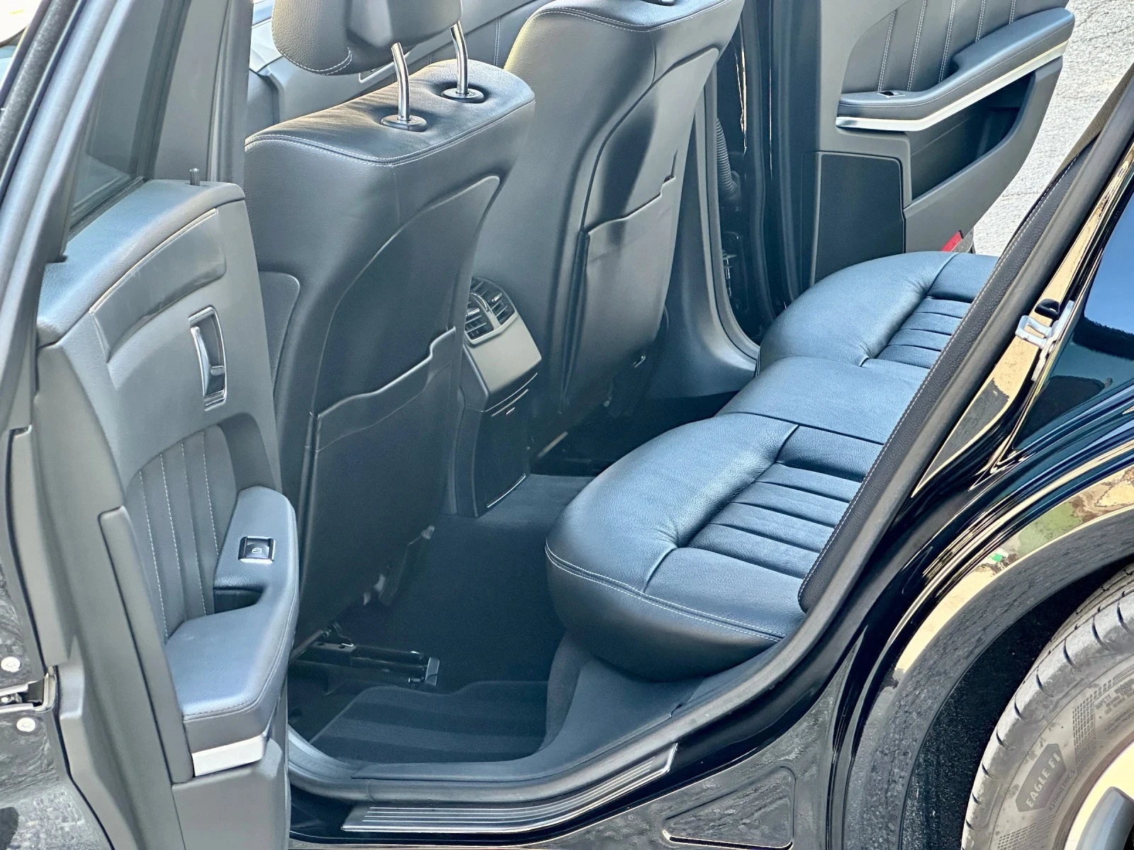 Mercedes-Benz E 350 171km, 9G tronic, снимка 14 - Автомобили и джипове - 53871868