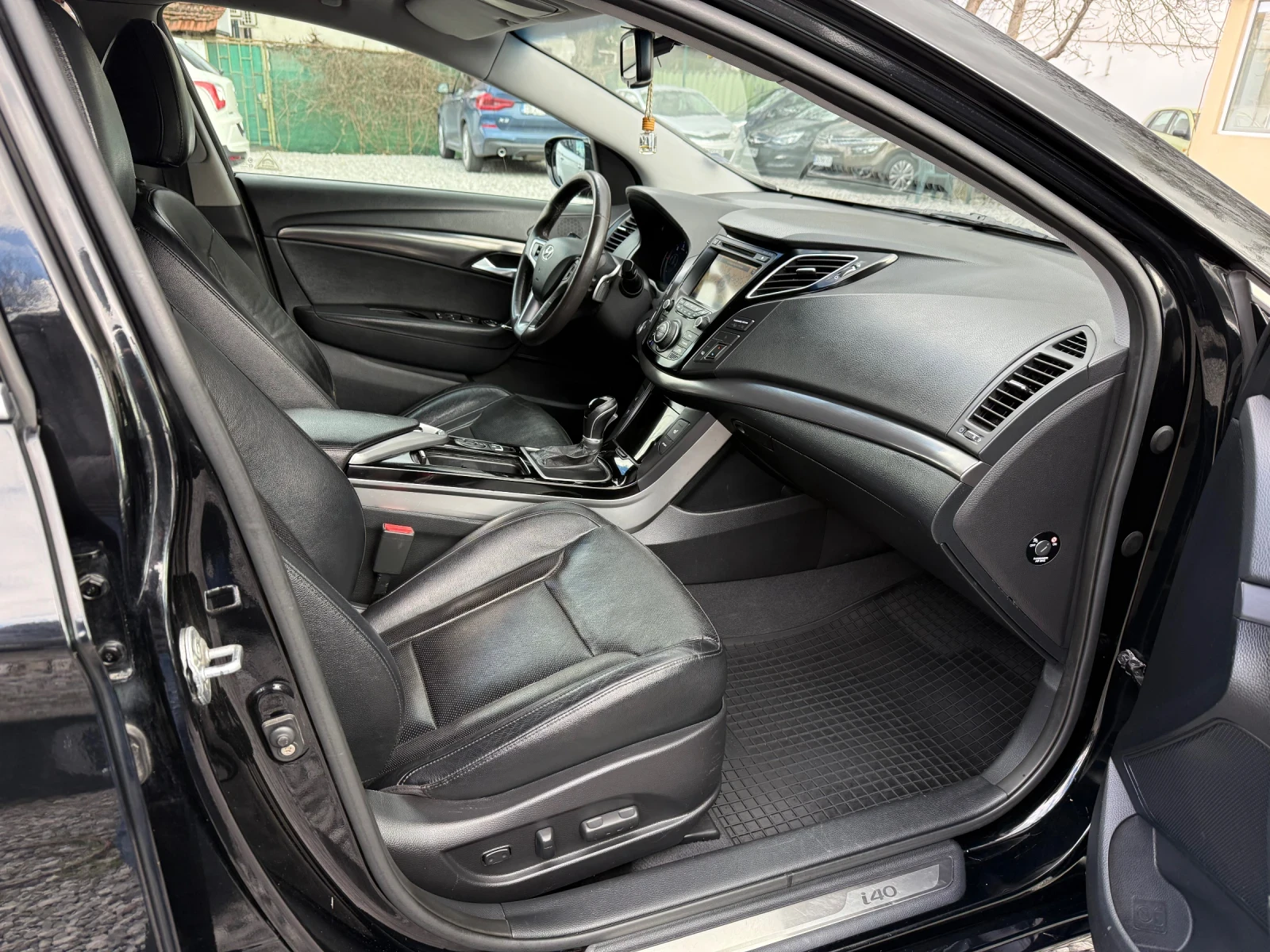 Hyundai I40 1.7CRDI Premium - АВТОМАТИК!, снимка 13 - Автомобили и джипове - 54081434
