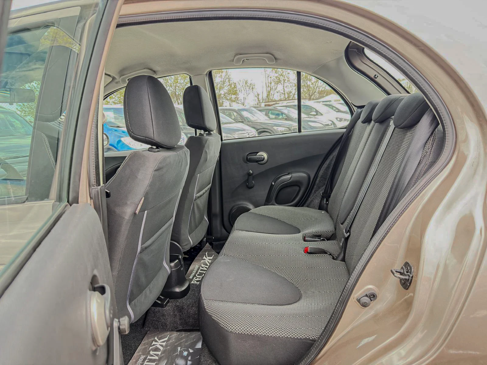 Nissan Micra 1.2i - 80k.c. - 4 цилиндъра, снимка 10 - Автомобили и джипове - 54302791