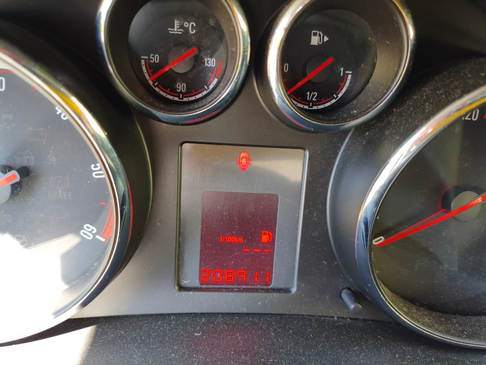 Opel Meriva, снимка 12 - Автомобили и джипове - 54366621