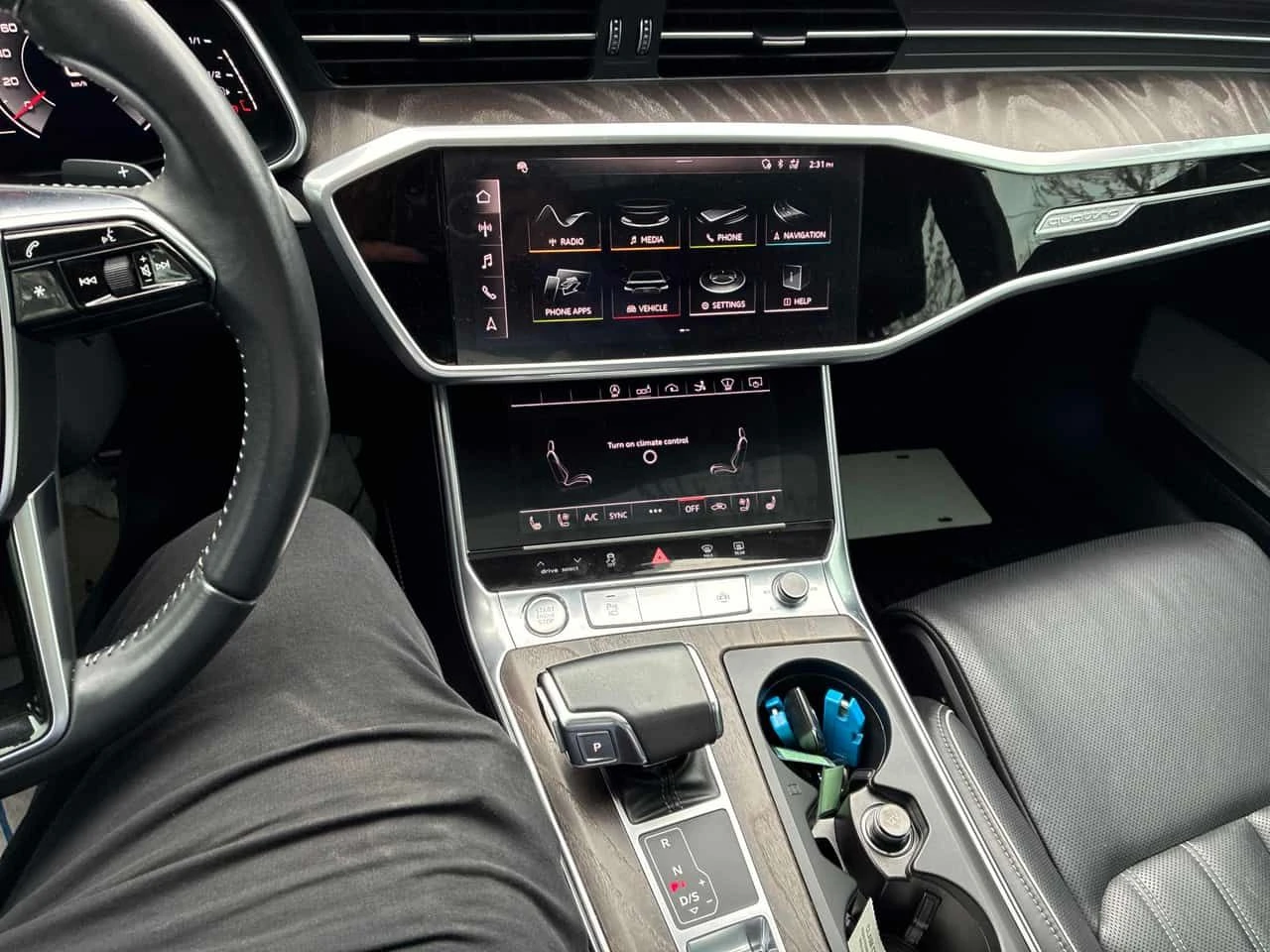 Audi A7 Technik/ПАНО/ОБДУХВАНЕ/ДИСТРОНИК/360/ГУМИ+ ДЖАНТИ, снимка 10 - Автомобили и джипове - 54572393