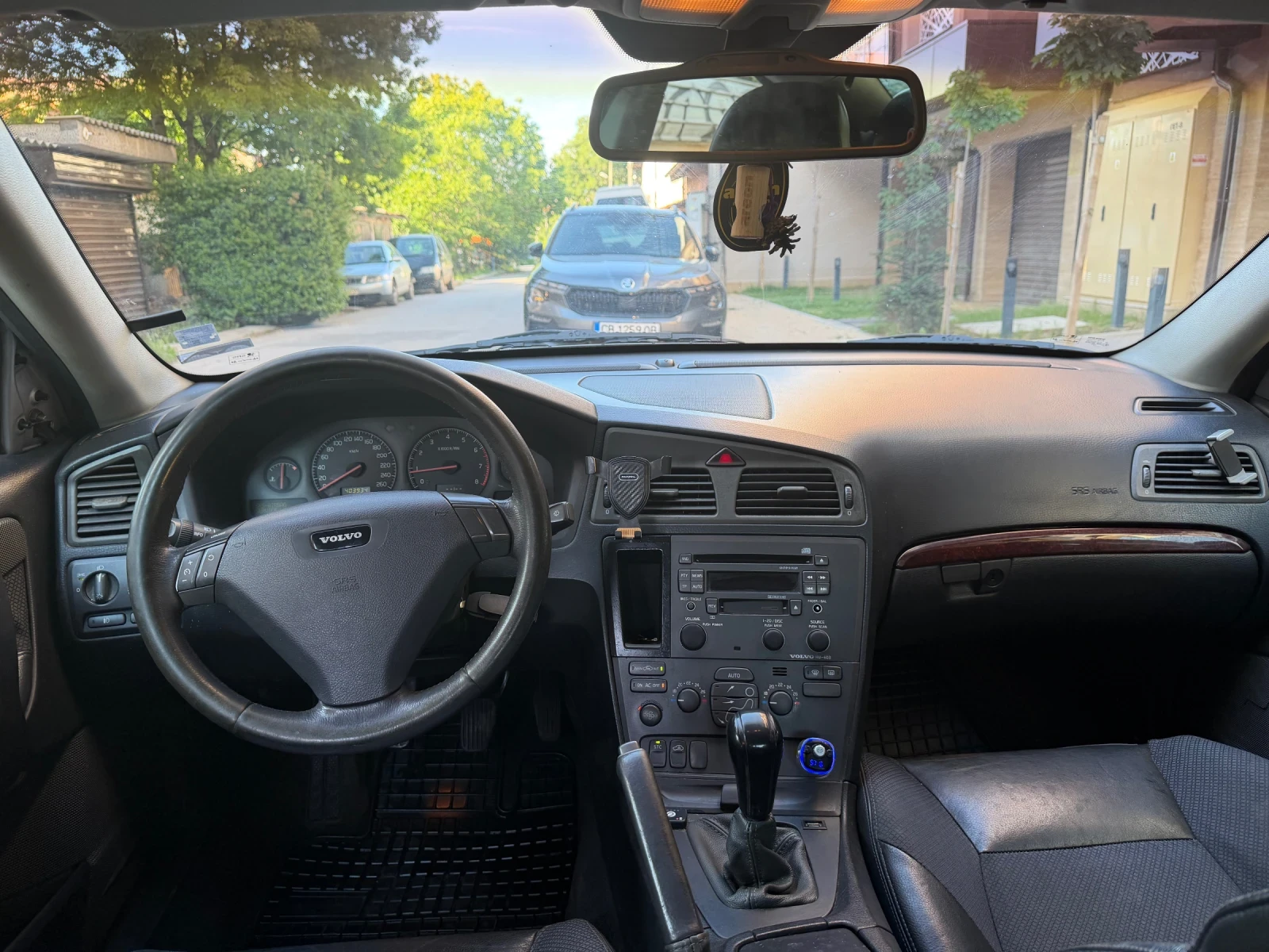 Volvo S60 Бензин-Газ!, снимка 11 - Автомобили и джипове - 54722086