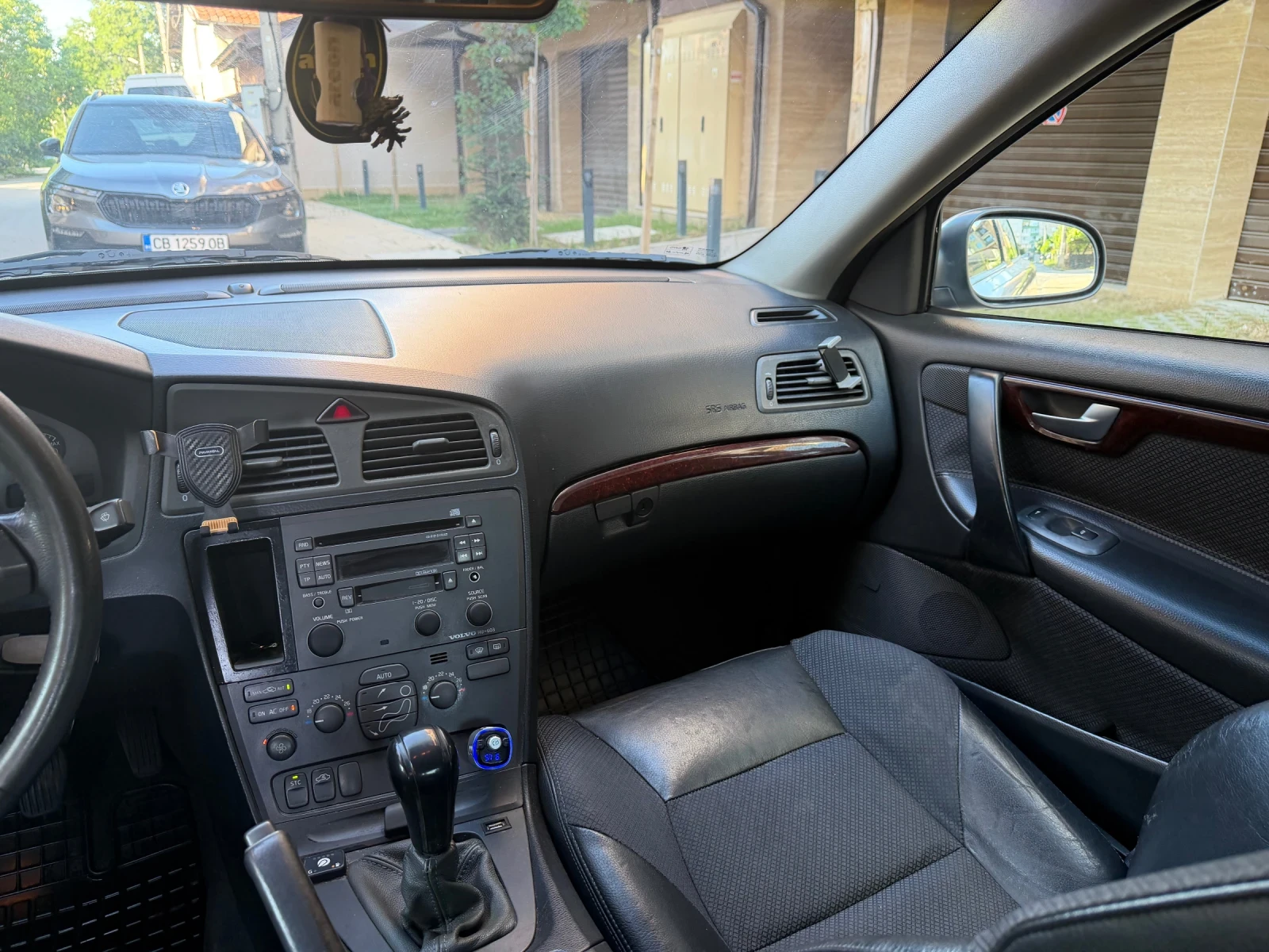 Volvo S60 Бензин-Газ!, снимка 13 - Автомобили и джипове - 54722086