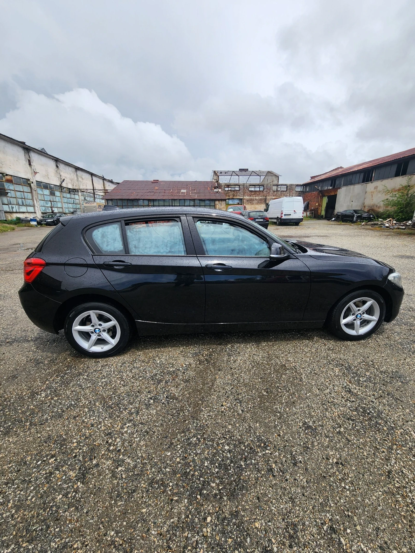 BMW 116 2.0* AUTOMAT* EURO6* , снимка 7 - Автомобили и джипове - 54781861