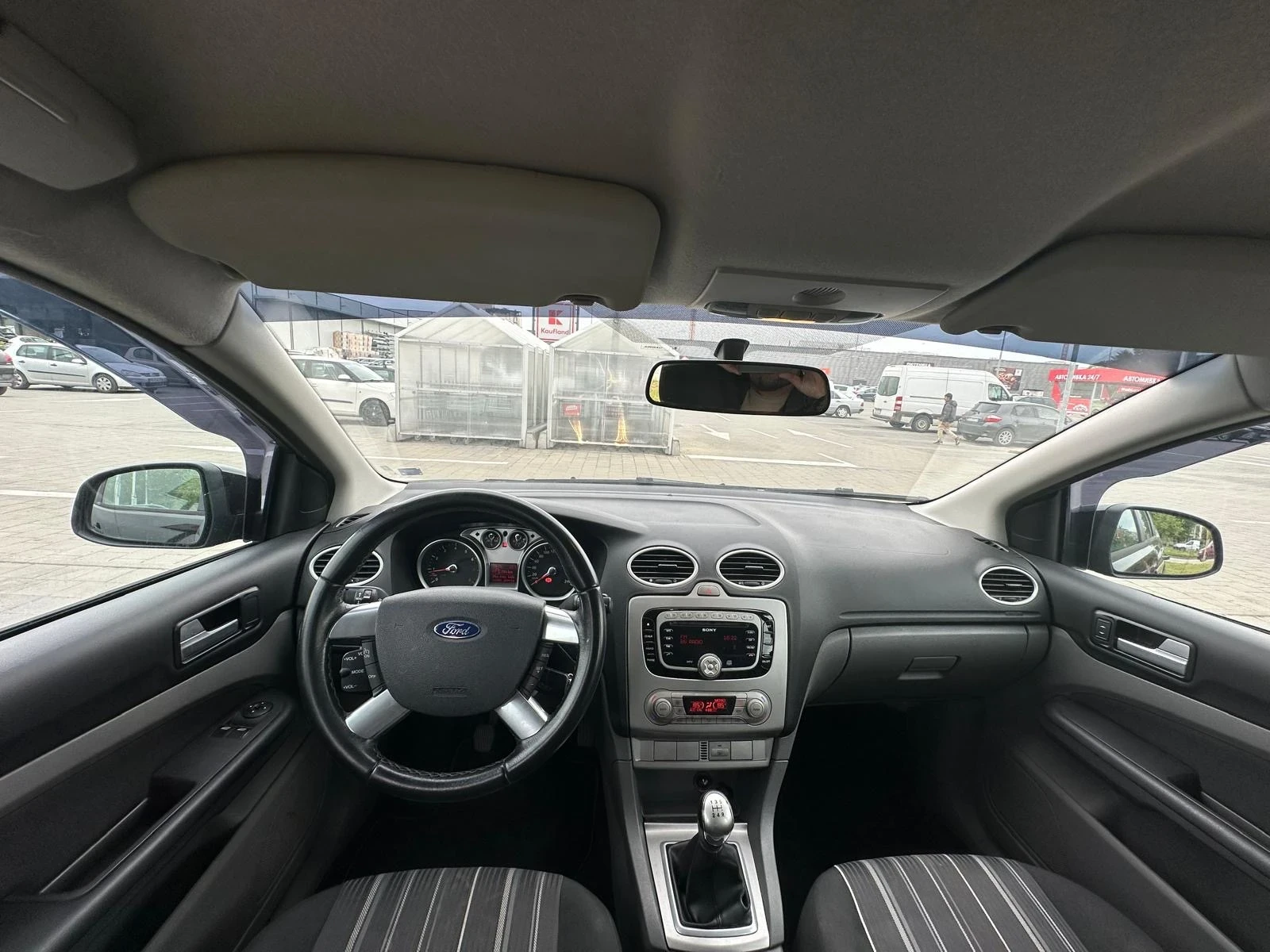 Ford Focus 1.6i 101кс/Автопилот/Климатроник/Теглич, снимка 7 - Автомобили и джипове - 54979913