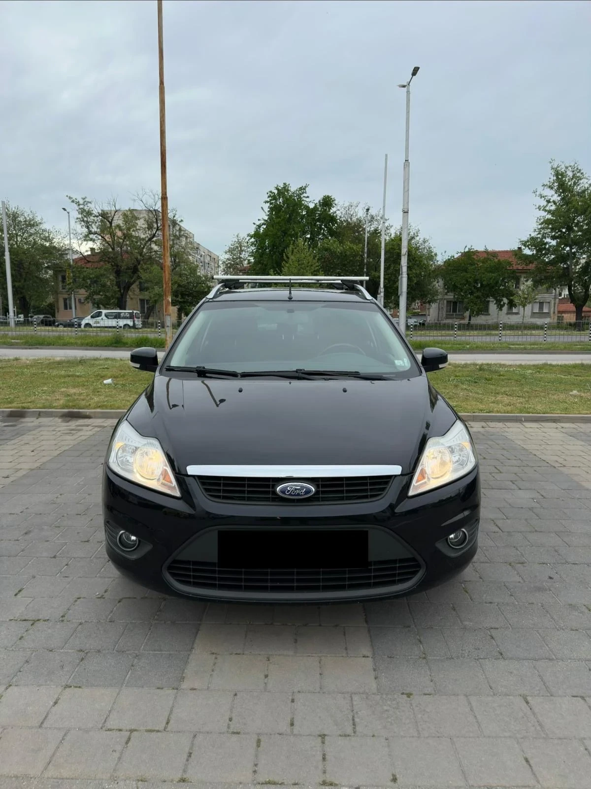 Ford Focus 1.6i 101кс/Автопилот/Климатроник/Теглич, снимка 3 - Автомобили и джипове - 54979913