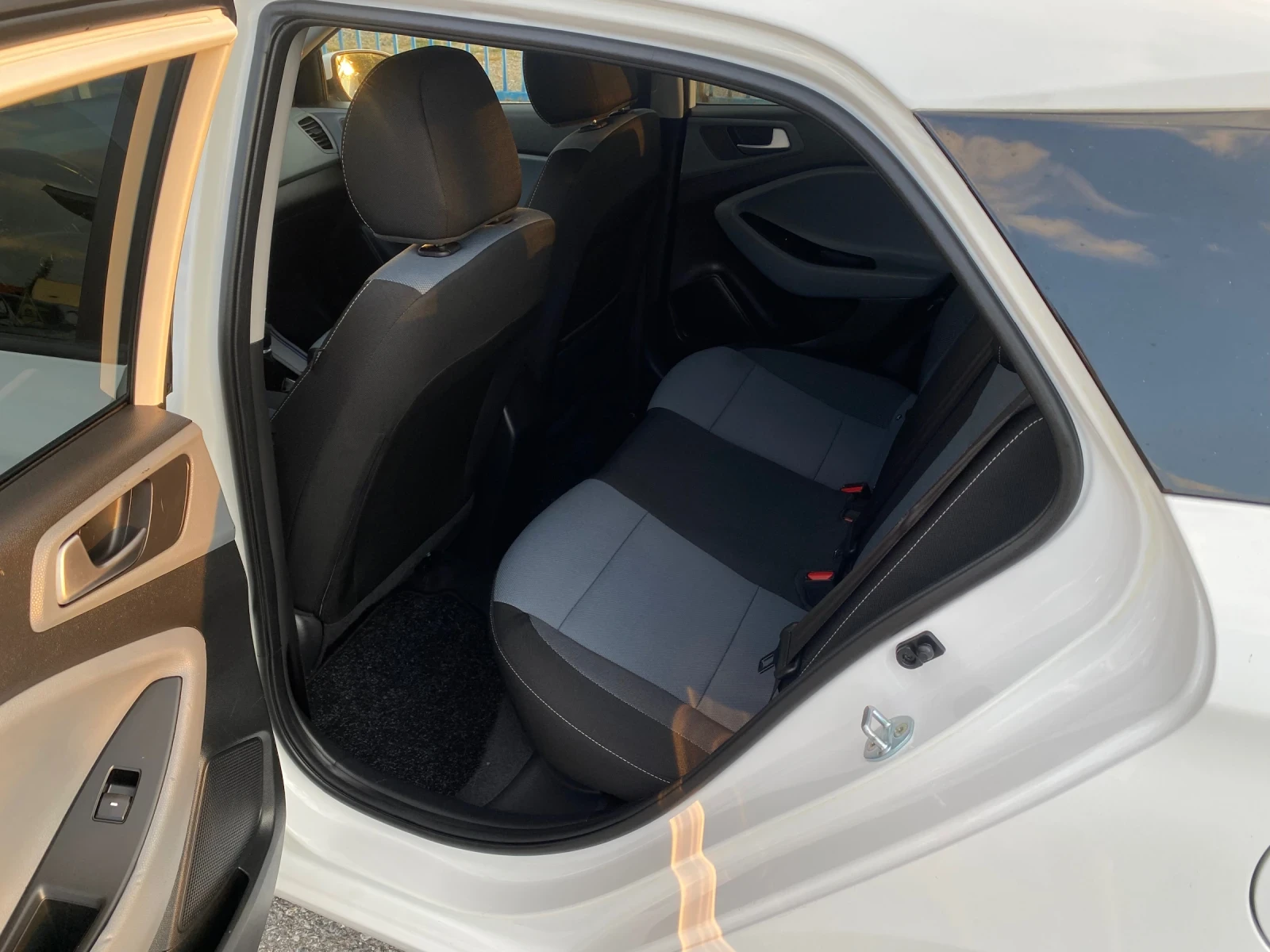 Hyundai I20 1.25 Yes Navi Camera Intro Edition | Mobile.bg � ����������� 8