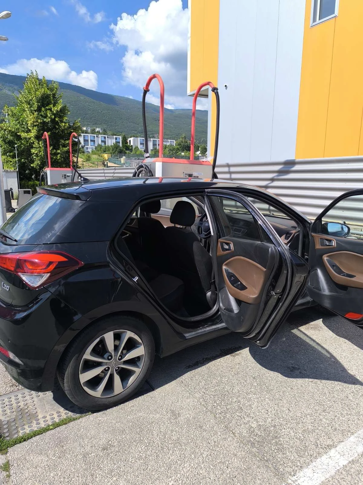Hyundai I20 1.2 Газ BRC, Euro 6, Lane Assist, Crui, снимка 17 - Автомобили и джипове - 55189474