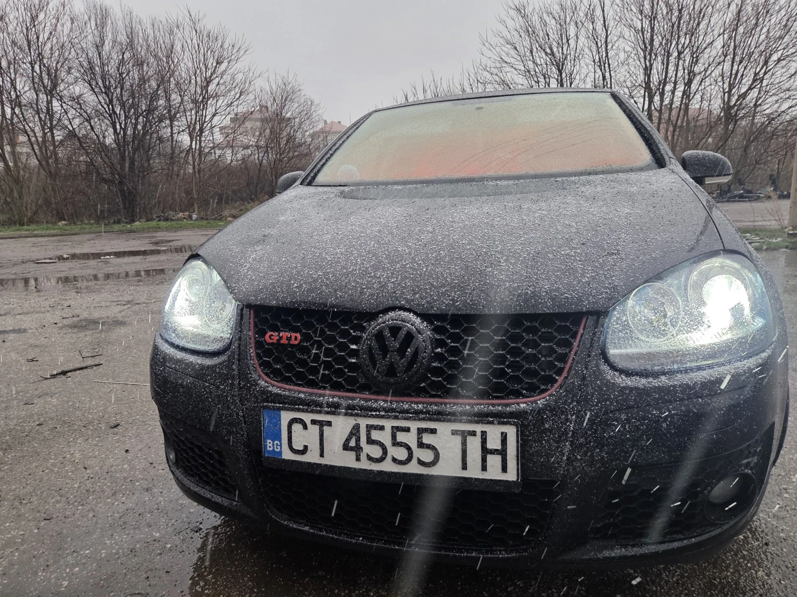 VW Golf, снимка 2 - Автомобили и джипове - 55435400