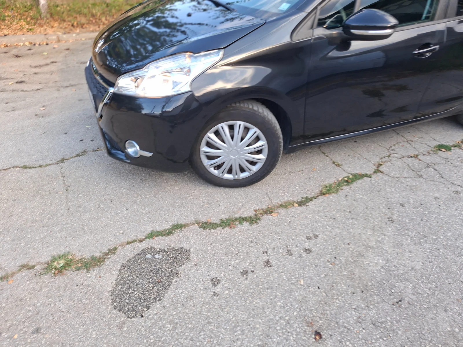 Peugeot 208, снимка 6 - Автомобили и джипове - 56094011