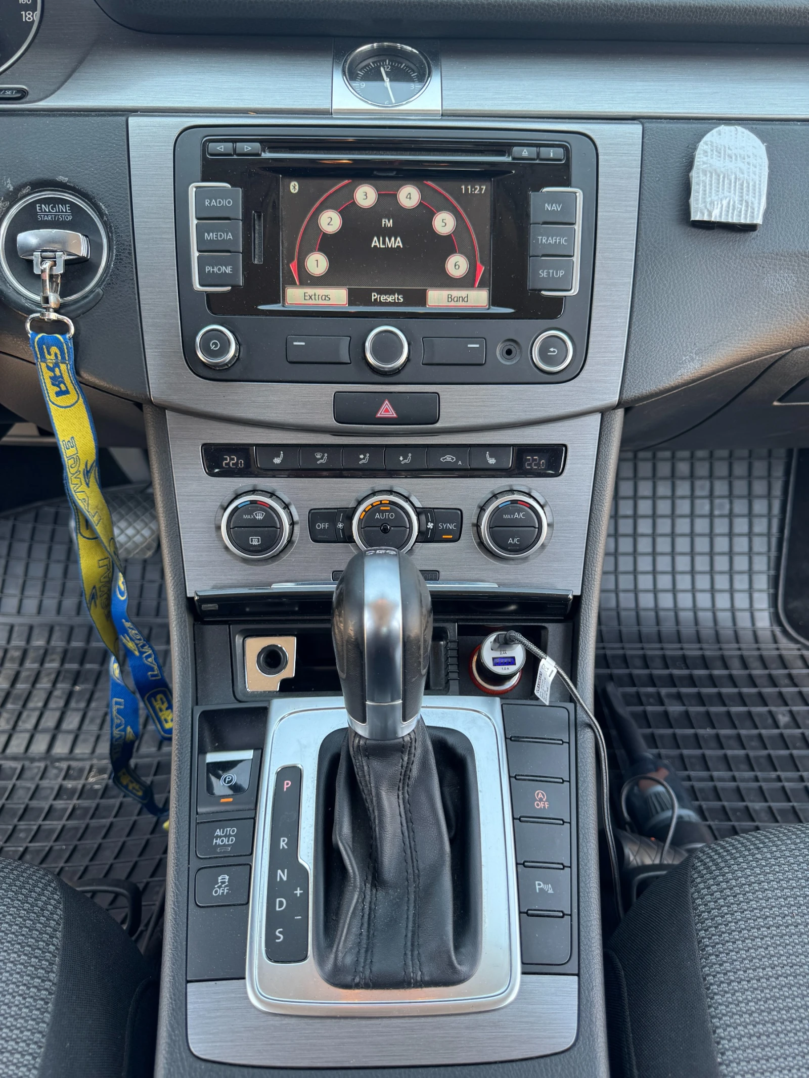 VW Passat  2.0TDi DSG, снимка 14 - Автомобили и джипове - 55587625