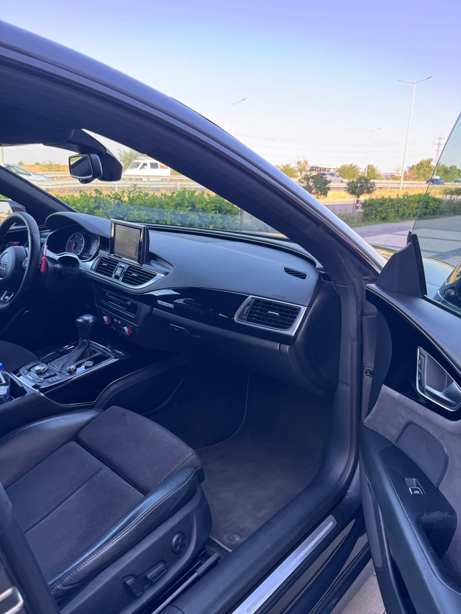 Audi A7 S-line Bitdi! Soft close! Distronic!, снимка 11 - Автомобили и джипове - 56204929