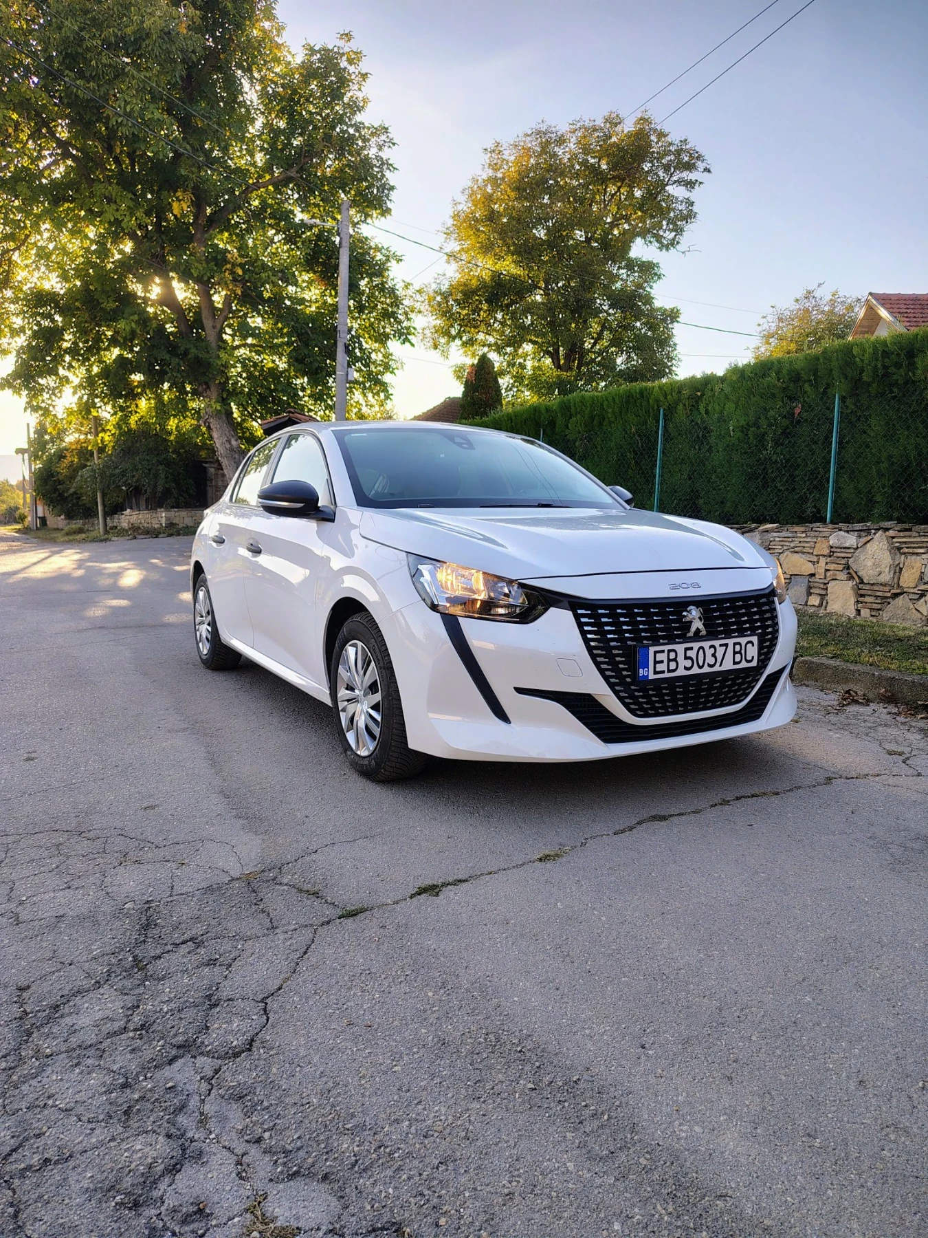 Peugeot 208 1.5 eHDI | Mobile.bg � ����������� 10