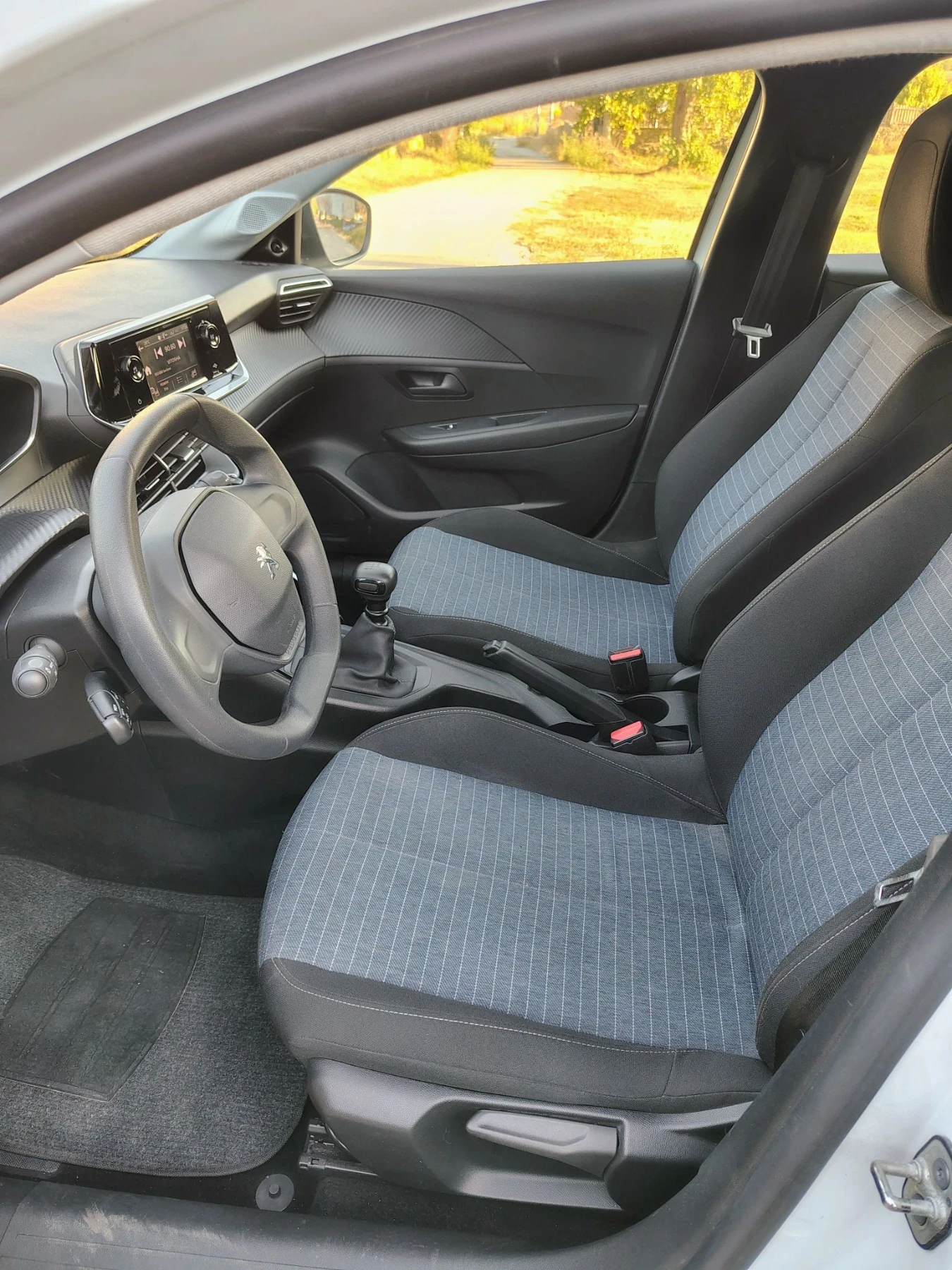 Peugeot 208 1.5 eHDI | Mobile.bg � ����������� 3