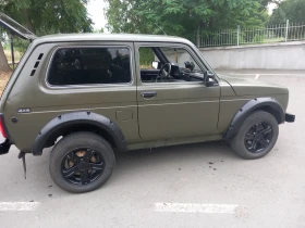     Lada Niva 1.7