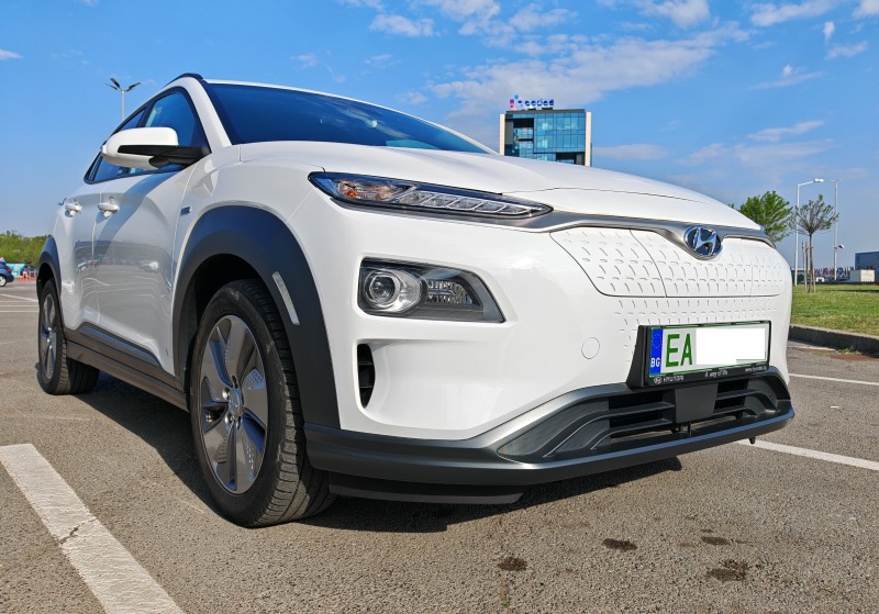 Hyundai Kona 64 kWh в Гаранция, Full LED, KRELL Premium Sound, снимка 1 - Автомобили и джипове - 46500211