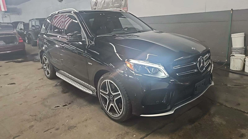 Mercedes-Benz GLE 43 AMG 4MATIC * NAVI * LED * CAMERA * HARMAN, снимка 1 - Автомобили и джипове - 48695752