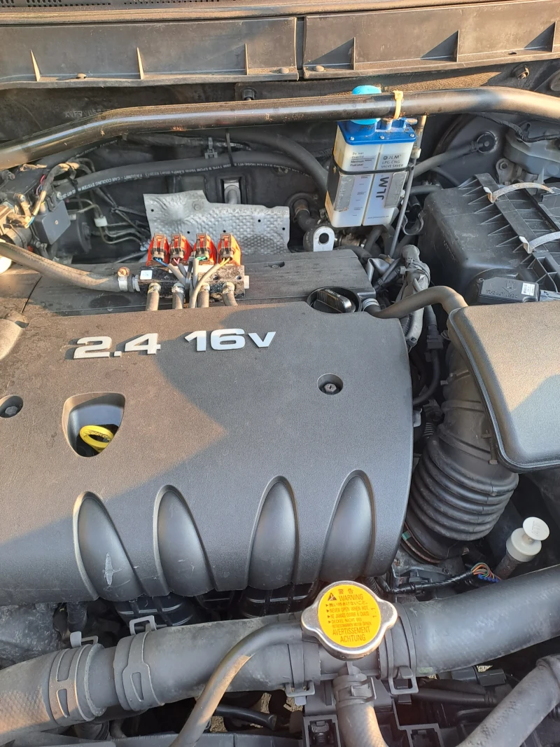 Citroen C-Crosser, снимка 3 - Автомобили и джипове - 52315086