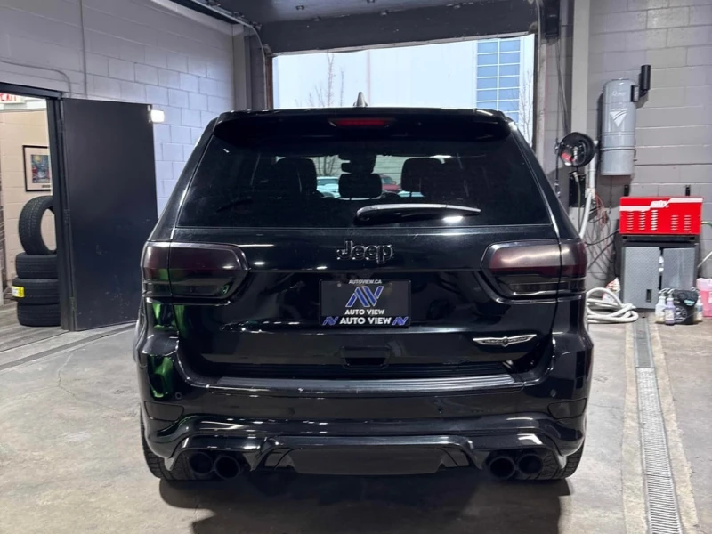 Jeep Grand cherokee * Trackhawk * CARFAX * БЕЗ ПЪРВОНАЧАЛНА ВНОСКА, снимка 4 - Автомобили и джипове - 52736230