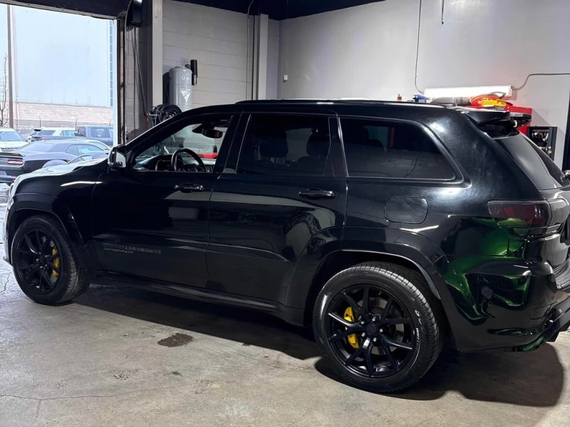 Jeep Grand cherokee * Trackhawk * CARFAX * БЕЗ ПЪРВОНАЧАЛНА ВНОСКА, снимка 2 - Автомобили и джипове - 52736230