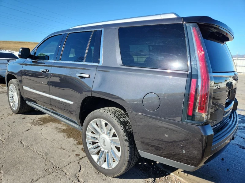 Cadillac Escalade ПОДГРЕВ* КАМЕРА* КЕЙЛЕС* LANE* ASSIST, снимка 2 - Автомобили и джипове - 52849475