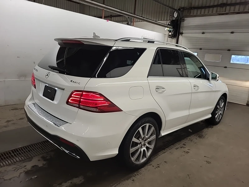 Mercedes-Benz GLE 350 D * * BLUETEC * * 360 КАМЕРА * * CARFAX * * , снимка 3 - Автомобили и джипове - 53149737