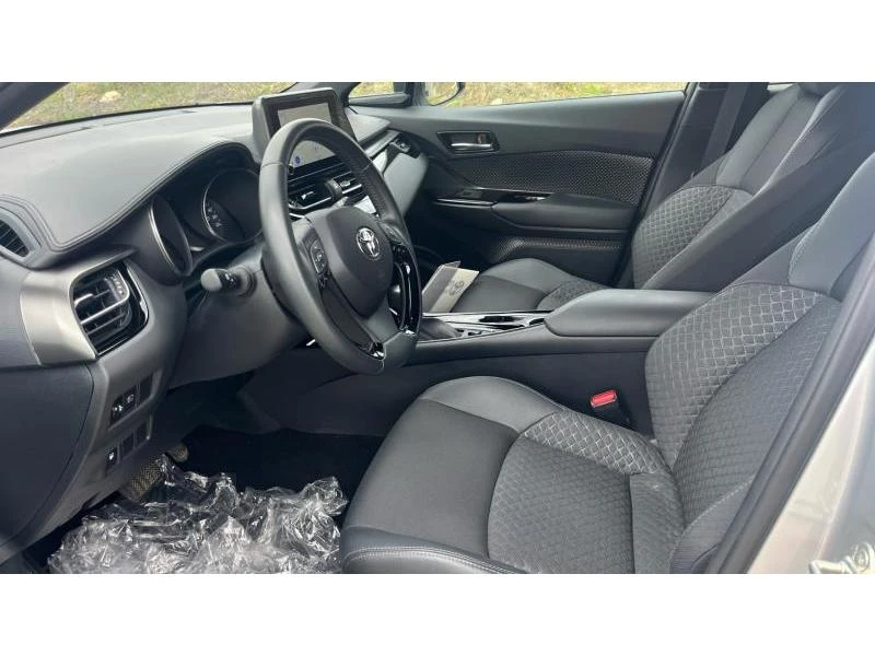 Toyota C-HR 2.0 HYB E-CVT Club Bitone | Mobile.bg � ����������� 13