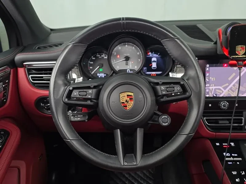 Porsche Macan 2.9 S/ BOSE/ 360/ DIST/ PANO/ НАДУВАНЕ, снимка 13 - Автомобили и джипове - 56707235