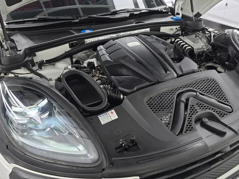 Porsche Macan 2.9 S/ BOSE/ 360/ DIST/ PANO/ НАДУВАНЕ, снимка 6 - Автомобили и джипове - 56707235
