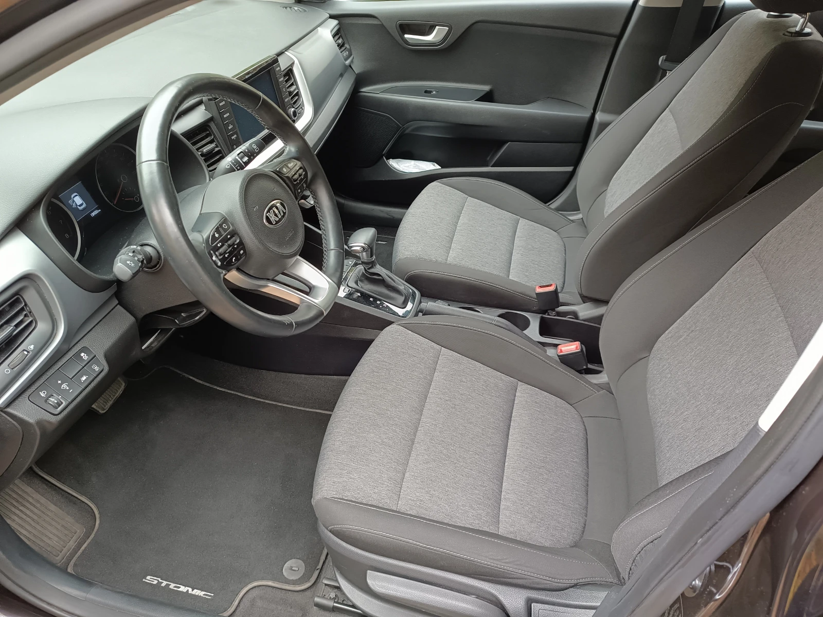 Kia Stonic 1.4 Автоматик - изображение 9