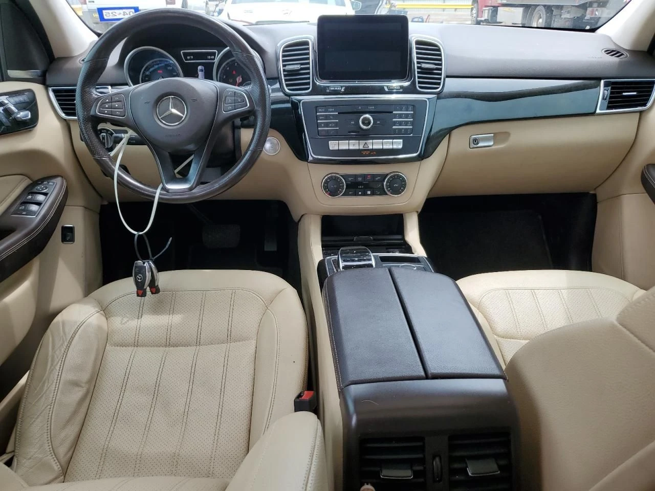 Mercedes-Benz GLE 350  - изображение 8