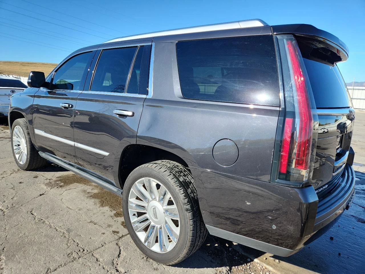 Cadillac Escalade ПОДГРЕВ* КАМЕРА* КЕЙЛЕС* LANE* ASSIST - изображение 2