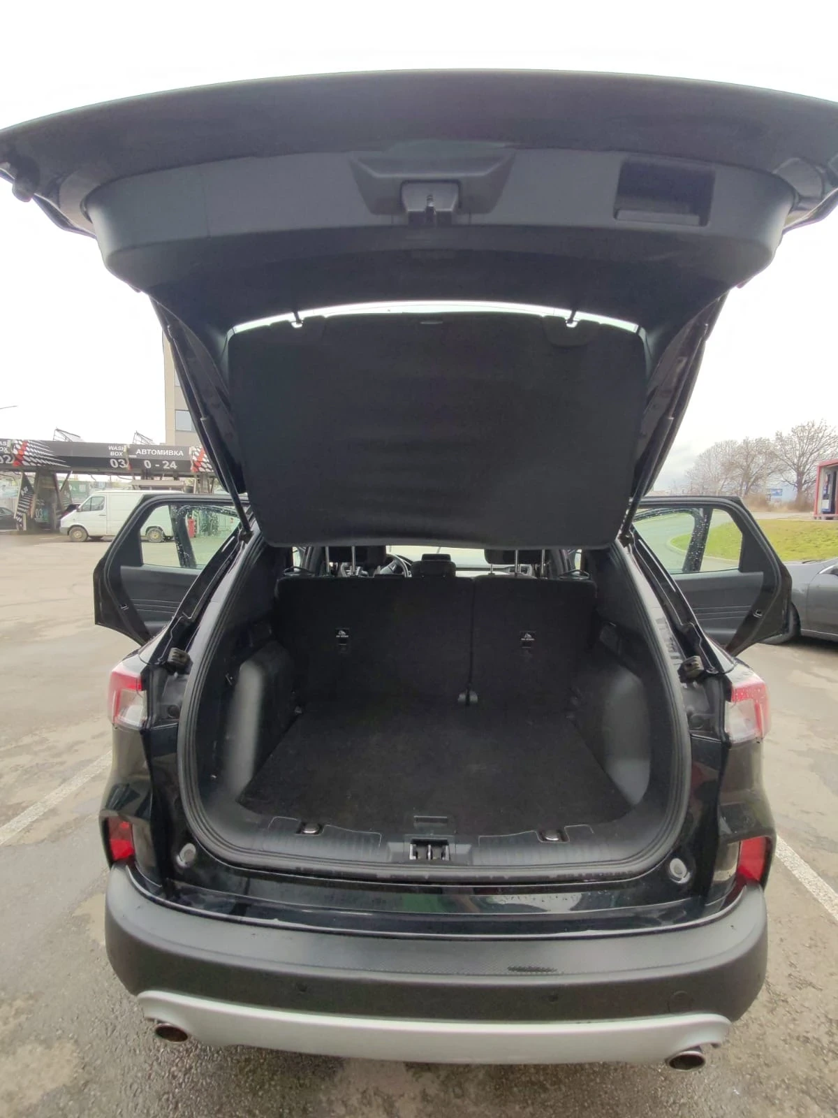 Ford Kuga  - изображение 8