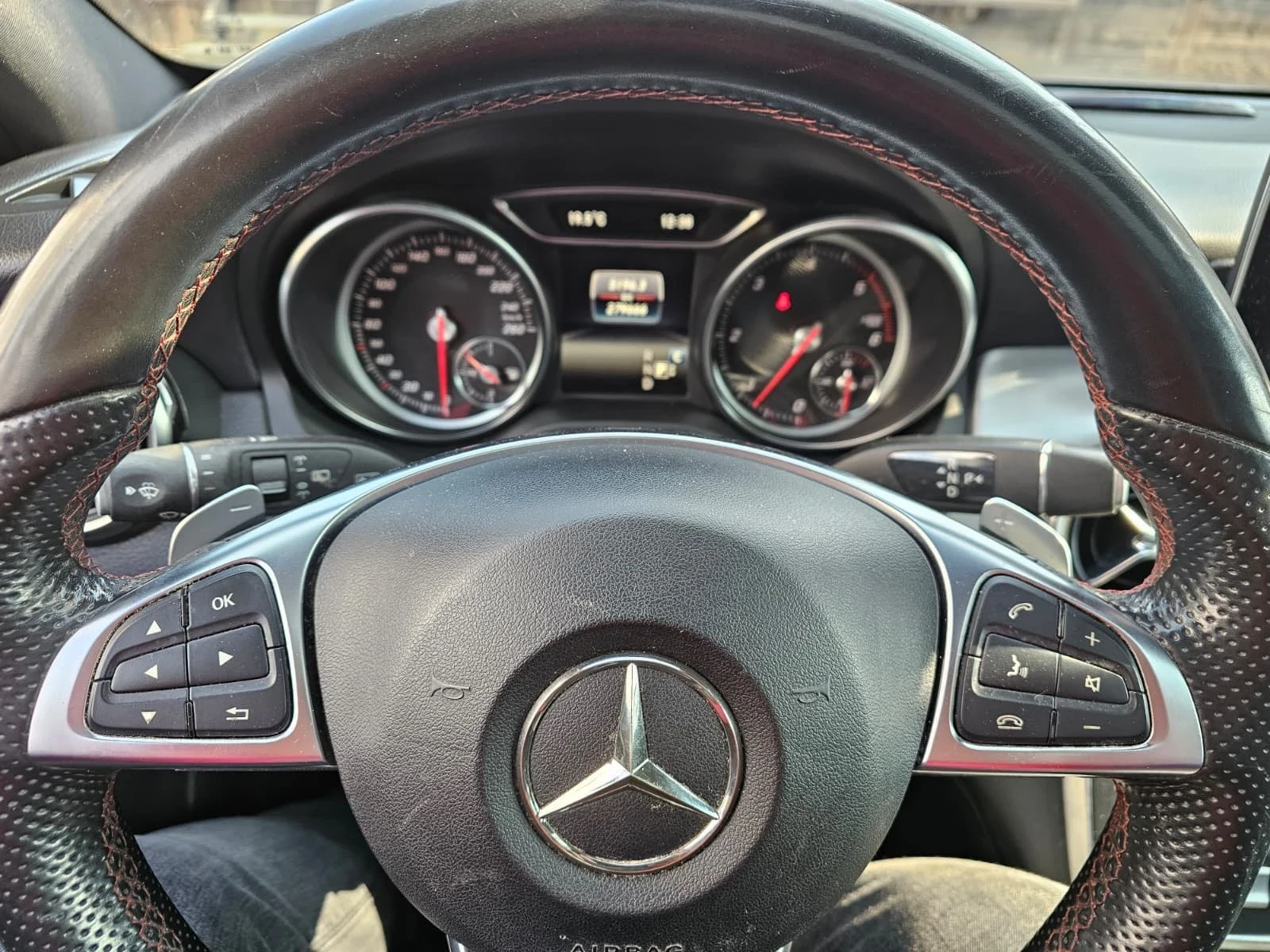 Mercedes-Benz GLA 200 200 d Automatic 4Matic Premium, снимка 7 - Автомобили и джипове - 53899420