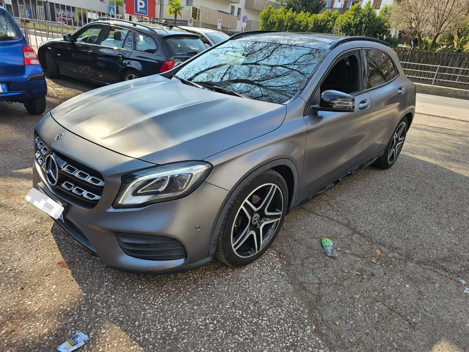 Mercedes-Benz GLA 200 200 d Automatic 4Matic Premium, снимка 2 - Автомобили и джипове - 53899420