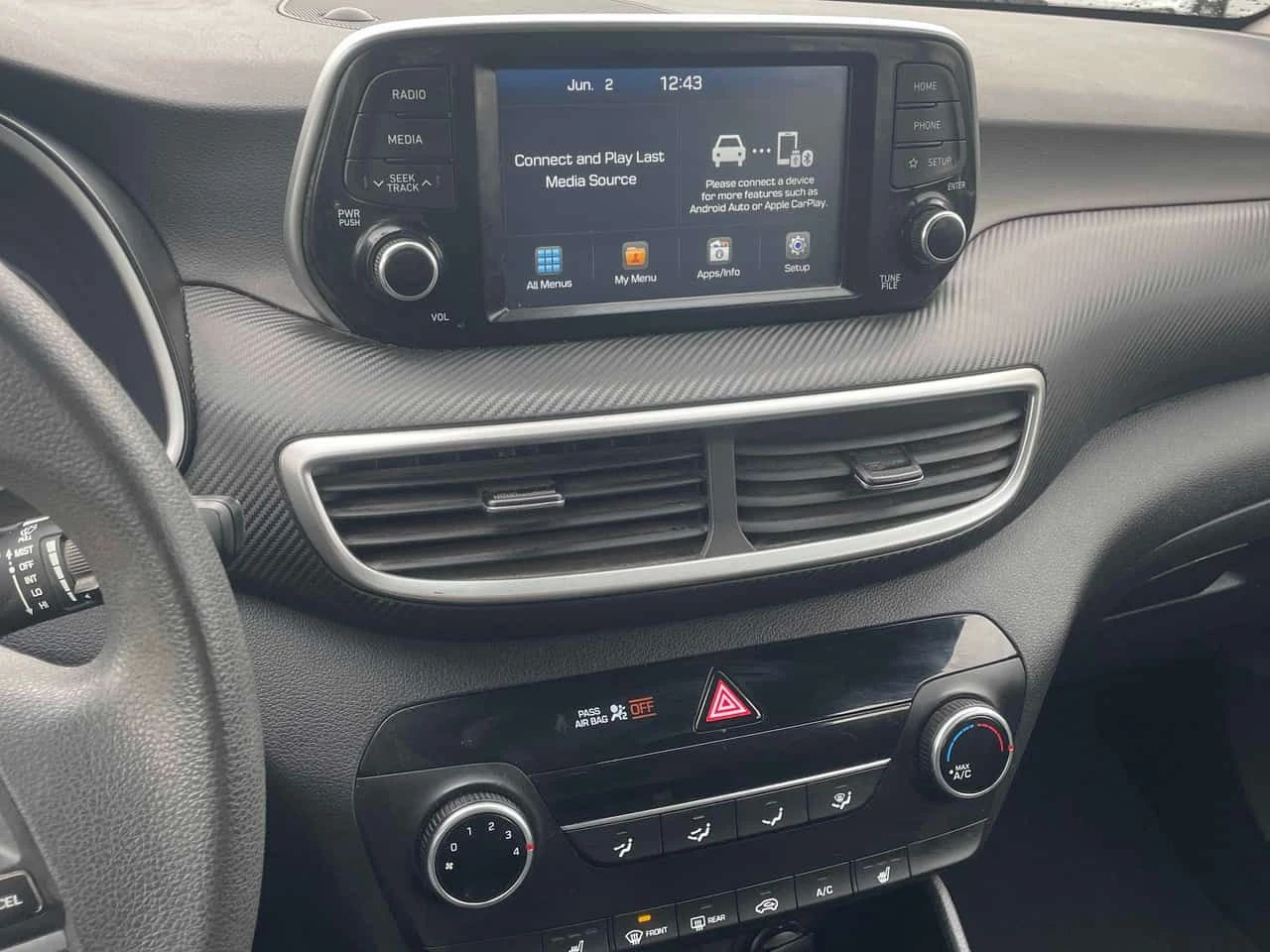 Hyundai Tucson * Essential * ПОДГРЕВИ * KEYLLES * АВТОКРЕДИТ, снимка 9 - Автомобили и джипове - 54755393