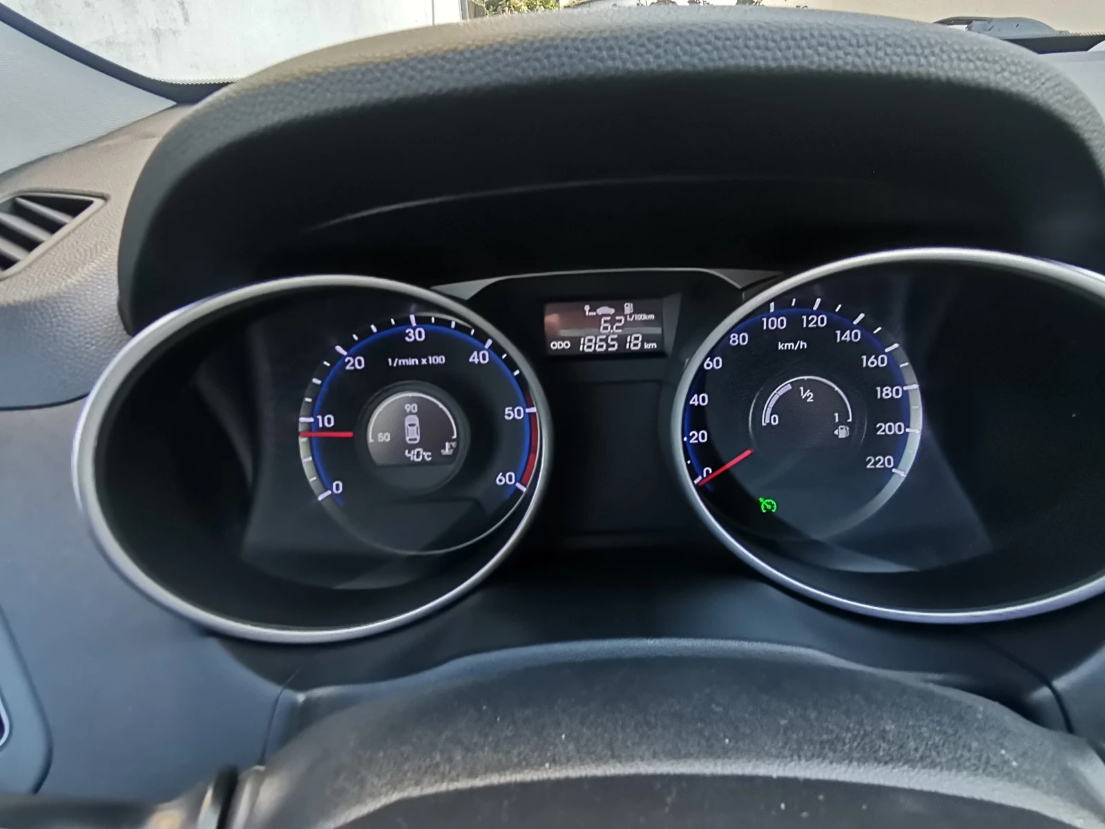 Hyundai IX35 1, 7cdti фейс/панорама, снимка 15 - Автомобили и джипове - 55493807