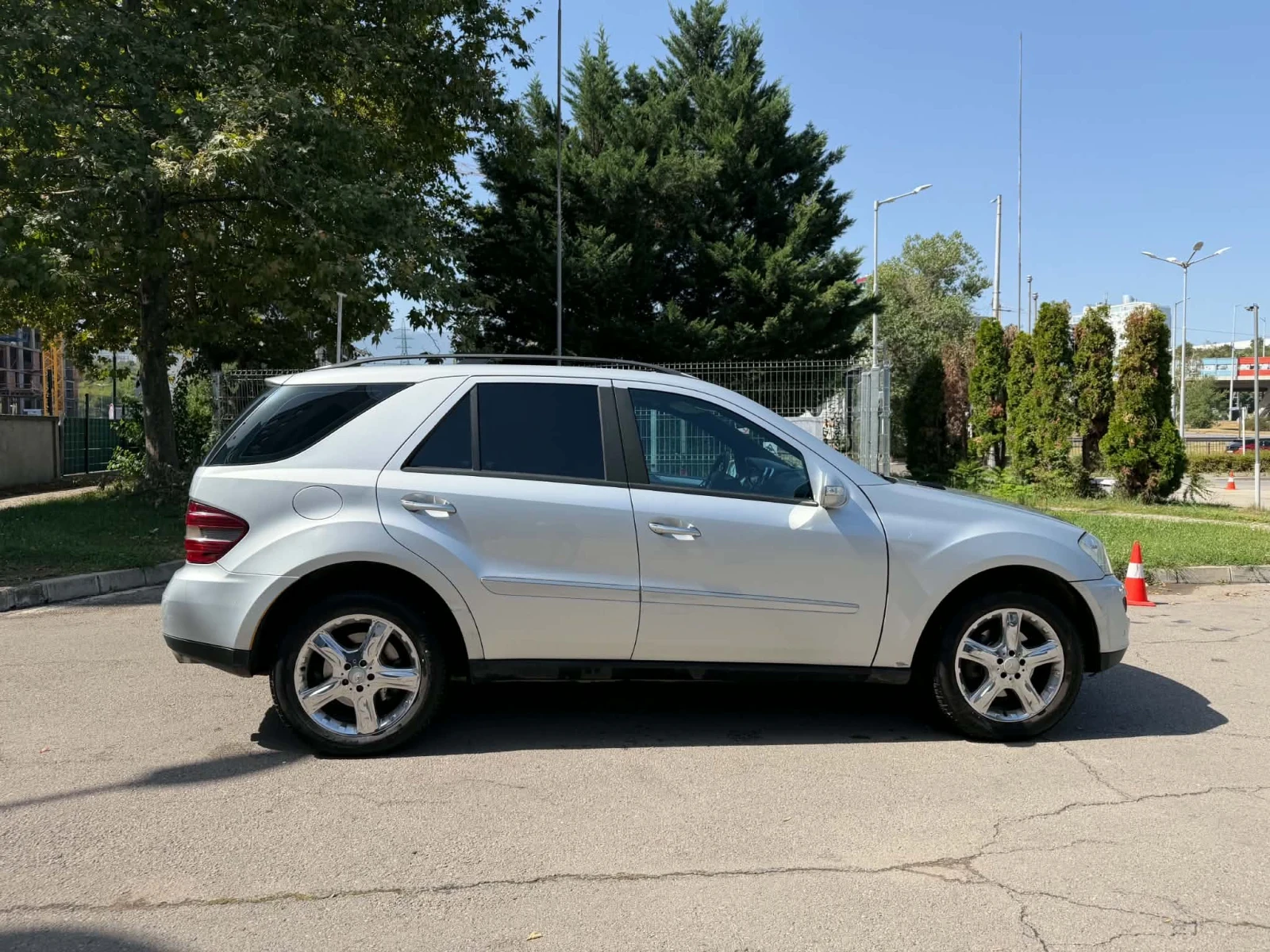 Mercedes-Benz ML 320, снимка 6 - Автомобили и джипове - 55875193