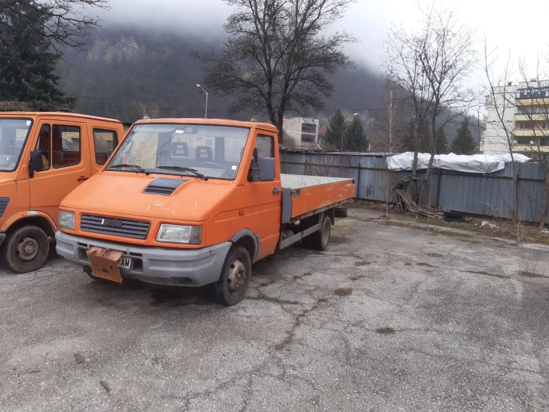 Iveco 4510 2.5 TD , категория С, снимка 1 - Бусове и автобуси - 47212801