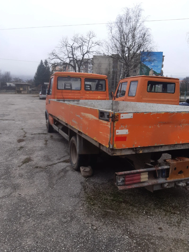 Iveco 4510 2.5 TD , категория С, снимка 3 - Бусове и автобуси - 47212801